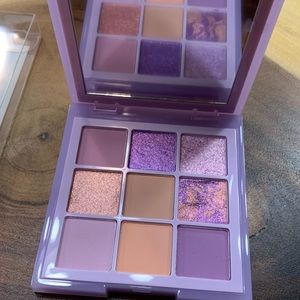 Hudabeauty Lilac Palette